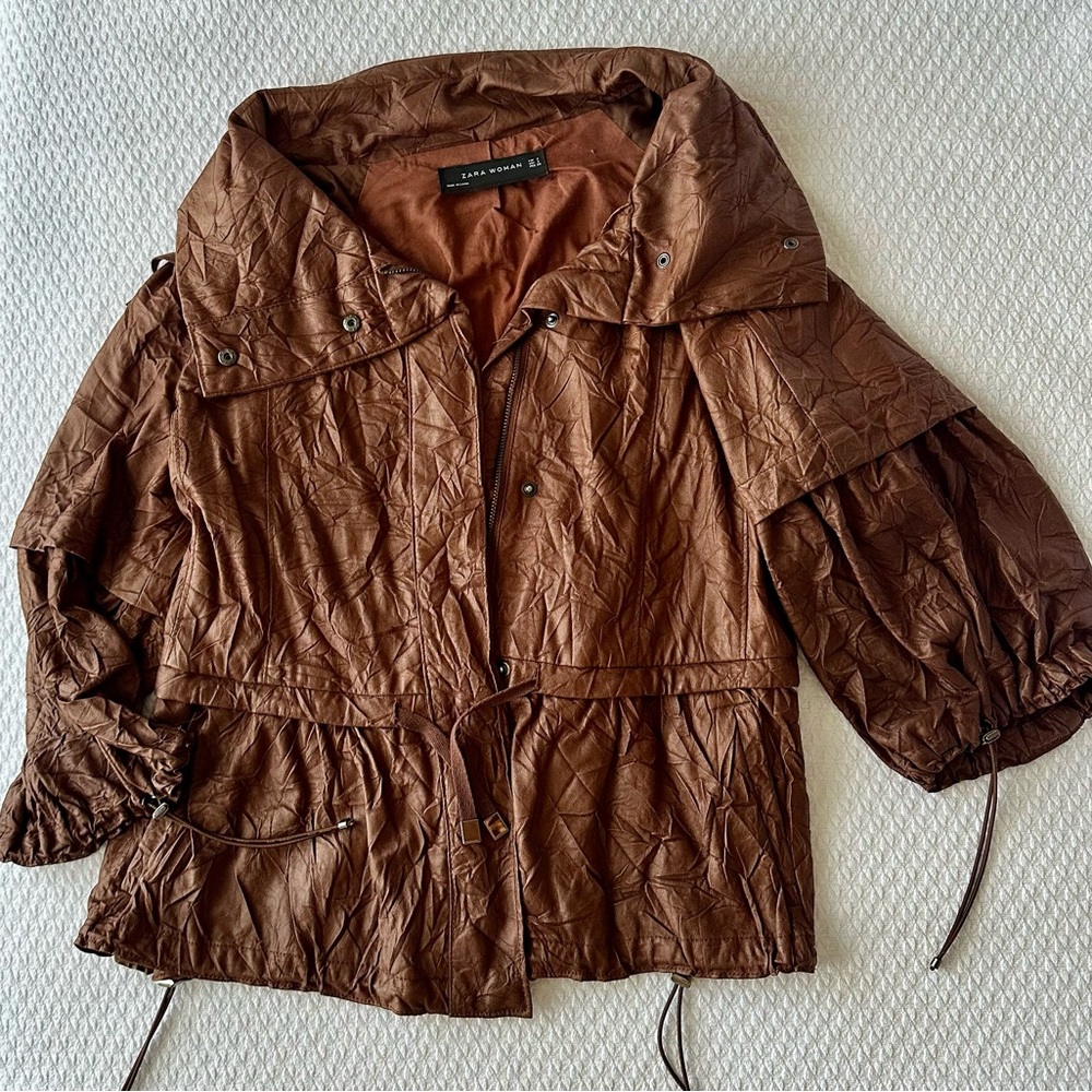Stylish light jacket -  leather-style fabric